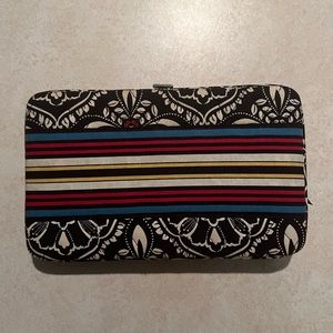 Vera Bradley Hard Wallet